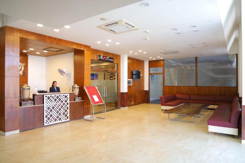 Tdi Club Retreat Hotel Kharar Exterior photo